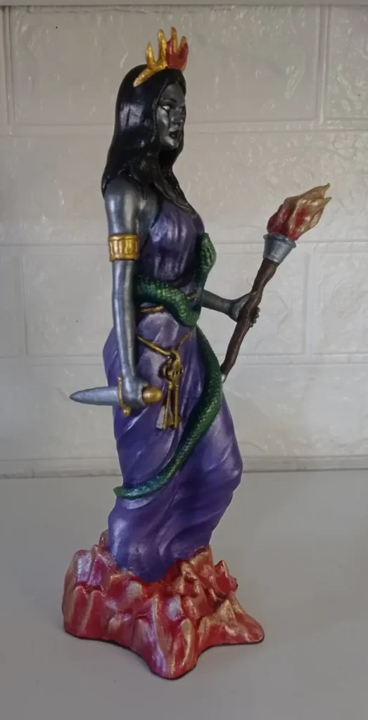 Hécate estatua personalizada 3D