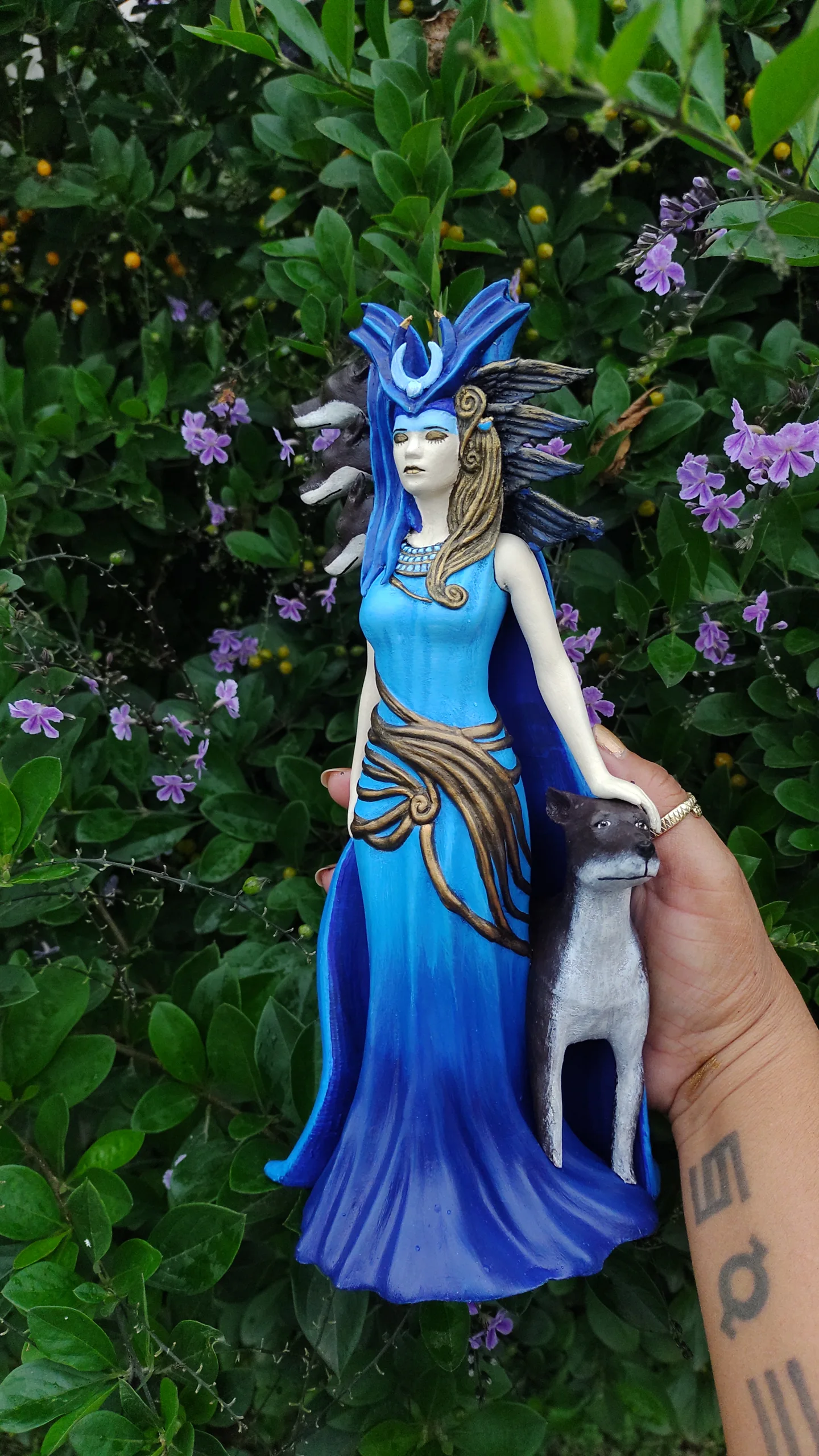 Estatua Diosa Hécate 25cm Impresión 3d Color Premium - Image 2