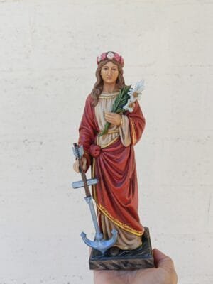 Estatua física de Santa Filomena impresa en 3D y terminada